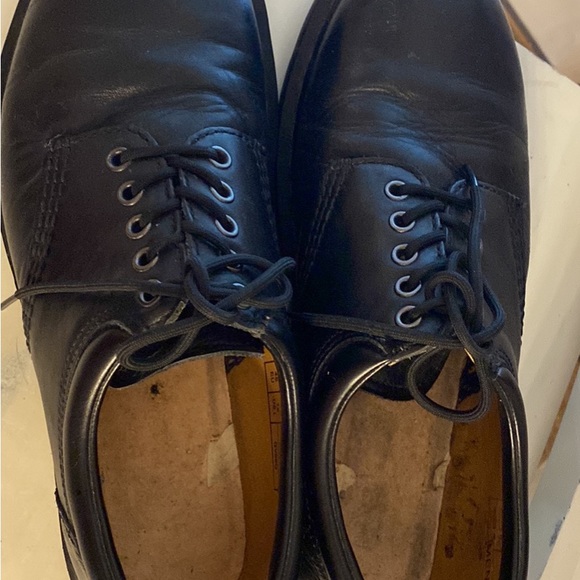Dr MARTENS Black Oxfords Shoes Men’s 11 Leather Lace Up Business Casual Comfort - Picture 2 of 6